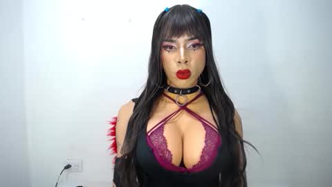 RamonaSmit online show from May 19, 7:43 pm