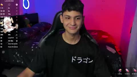  A independent Model  online show from October 6, 12:39 am