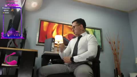 randylukehot online show from May 13, 7:45 pm