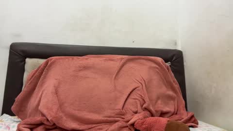 randomnaut online show from March 24, 8:04 pm