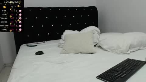 RaulWildBoy27 online show from July 24, 2:36 pm