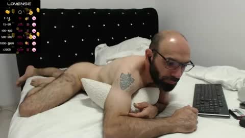RaulWildBoy27 online show from July 10, 6:56 pm