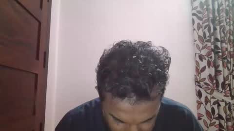 raul2k2 online show from April 18, 7:51 pm