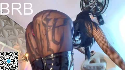   online show from November 15, 11:23 am