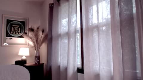 Snapshot of raven_feathers chatting on September 30, 8:52 pm Roxanneredlight59 online show from September 30, 8:52 pm
