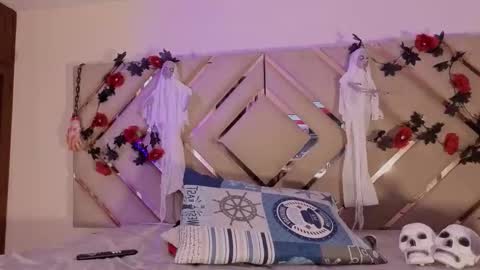 Snapshot of raven_foxter1 chatting on October 10, 9:41 pm RAVEN FOXTER online show from October 10, 9:41 pm