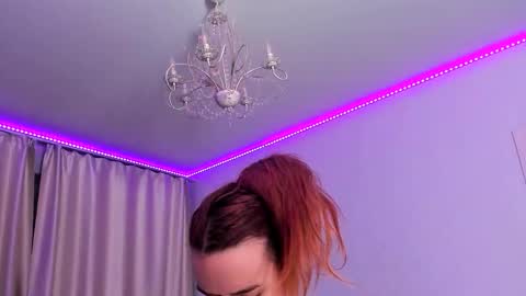 Janet online show from December 3, 7:09 am