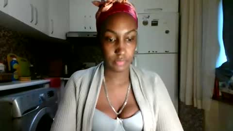 ravenbby online show from April 19, 8:59 am