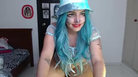 Snapshot of ravenlotus chatting on October 31, 7:36 pm ravenlotus online show from October 31, 7:36 pm