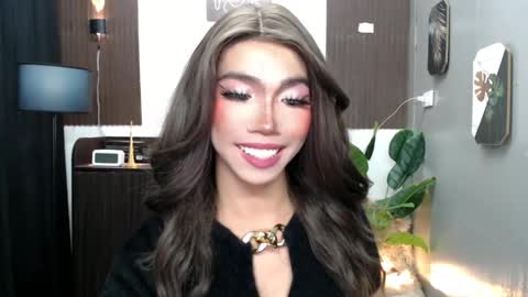 ravennaxx online show from February 21, 12:06 pm