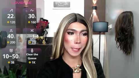 ravennaxx online show from February 17, 6:17 pm