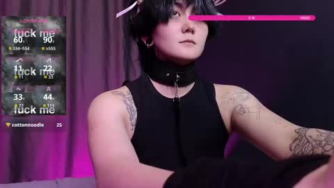 Snapshot of ravens_nest_ chatting on October 22, 5:25 pm Raven online show from October 22, 5:25 pm