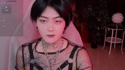 Raven online show from February 9, 4:21 pm