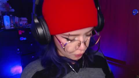 raventh_ online show from November 26, 12:13 pm