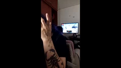 raventh_ online show from June 4, 1:55 am