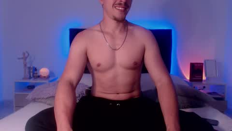Snapshot of ray_weed chatting on October 21, 11:41 pm Ray online show from October 21, 11:41 pm