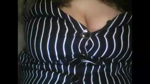 rayday_ online show from February 12, 7:24 pm