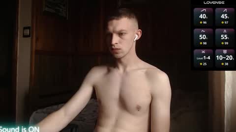 Snapshot of raylonn chatting on October 12, 9:13 am Ray online show from October 12, 9:13 am