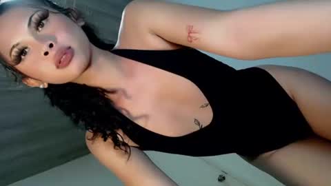 Snapshot of raze_fuckzx chatting on October 19, 8:02 pm cindy online show from October 19, 8:02 pm