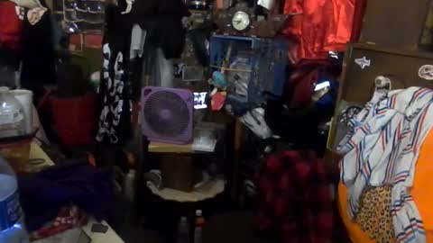 Snapshot of reallyredrum69th chatting on October 23, 5:09 am reallyredrum69th online show from October 23, 5:09 am