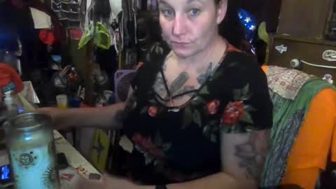 Snapshot of reallyredrum69th chatting on September 28, 3:59 am reallyredrum69th online show from September 28, 3:59 am
