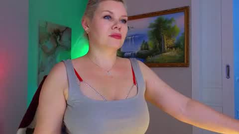 Im a little sick. Ill be back soon. online show from July 5, 2:24 pm