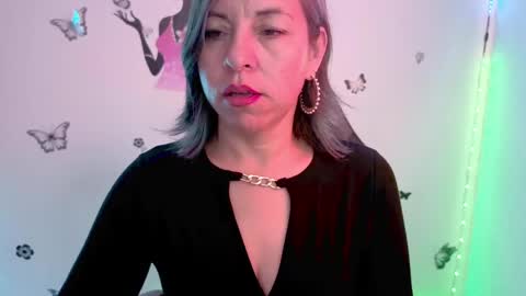 Rebbeca online show from June 5, 12:43 pm