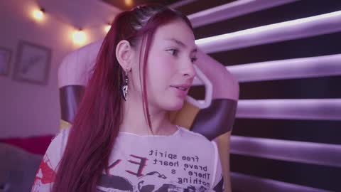 Rebeca  online show from November 19, 1:43 pm