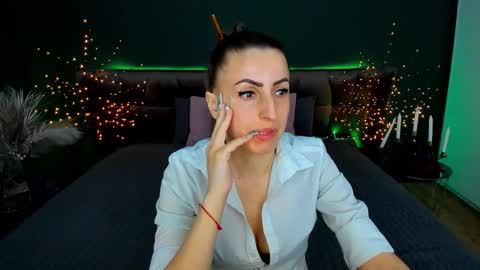 rebecca_diamonds online show from March 15, 6:51 am