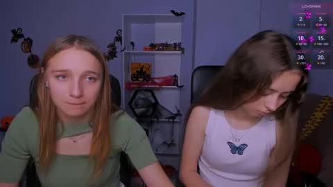 rebecca_smile_ online show from October 23, 1:12 pm