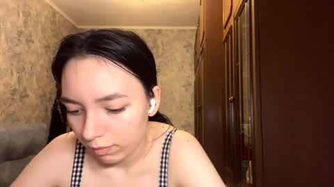 Sofia online show from December 17, 3:30 pm