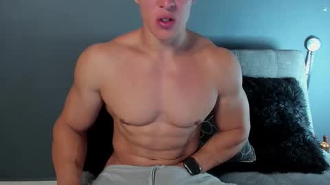 twitter REECET26 instagram RECCETAYLOR online show from September 23, 1:10 am