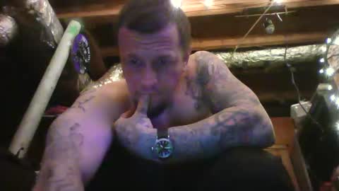 recka810 online show from February 22, 9:56 am