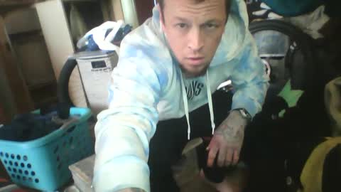 recka810 online show from March 2, 5:25 pm