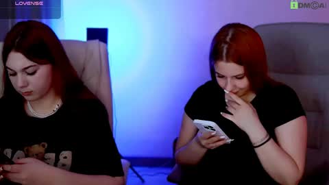 red__dizzy online show from April 3, 1:51 pm