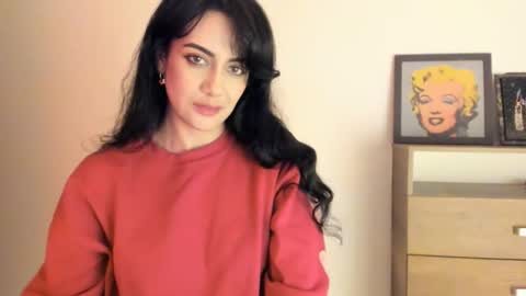 red_flower203 online show from April 22, 10:06 pm