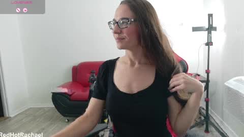 Red Hot Rachael online show from May 11, 4:04 pm