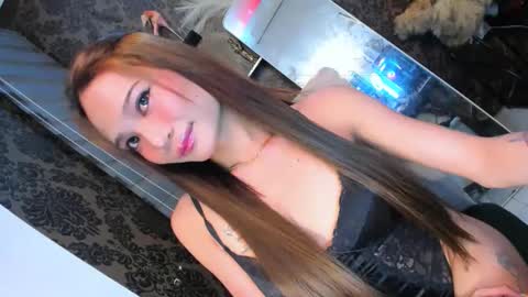 danika linn online show from September 20, 4:26 am