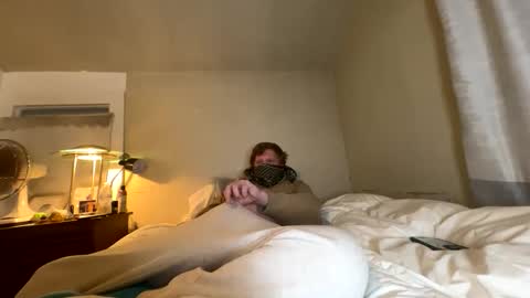 redd2112 online show from December 22, 1:18 pm