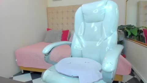 Lupe online show from February 20, 6:50 am