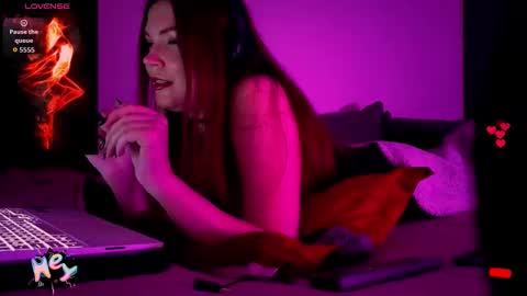 Red online show from March 20, 10:15 pm