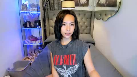 reighnempress online show from November 3, 3:51 am