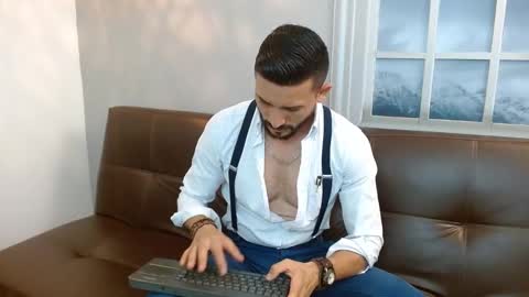   REIKO  online show from March 4, 10:05 pm