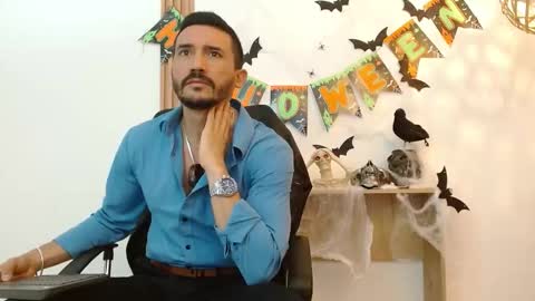   REIKO  online show from October 8, 5:19 pm