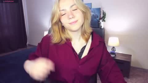 RemiPeach online show from May 16, 1:54 pm