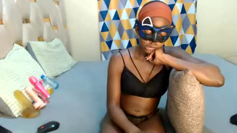 remmyqueen online show from June 29, 10:15 am