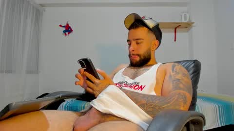 Rmy Steen online show from March 28, 12:45 am