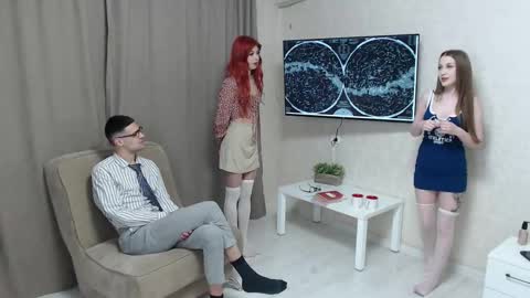 Renae Tom online show from March 6, 6:37 pm