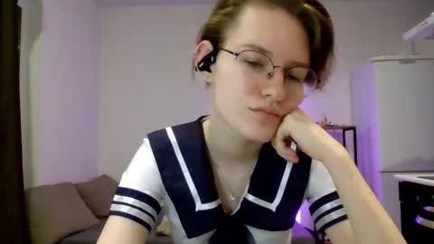 Claire online show from March 30, 5:46 pm