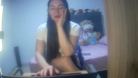 Snapshot of renata_hot1 chatting on October 26, 1:17 am renata_hot1 online show from October 26, 1:17 am